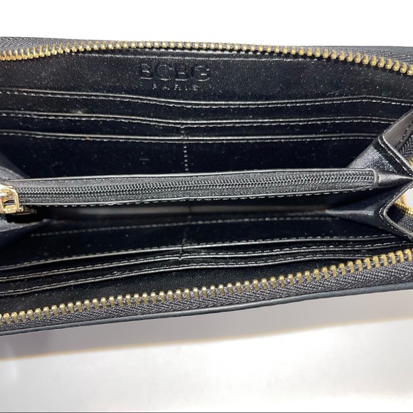 BCBG NWT black wallet - Picture 4 of 5